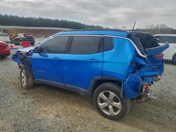 3C4NJDBB3JT436726 2018 JEEP COMPASS - Image 2