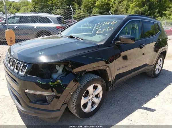 3C4NJDBB3JT440436 2018 JEEP COMPASS - Image 2