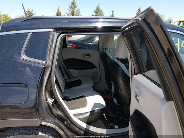 3C4NJDBB3JT440436 2018 JEEP COMPASS - Image 8