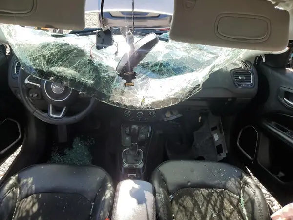 3C4NJDBB3JT453512 2018 JEEP COMPASS - Image 8