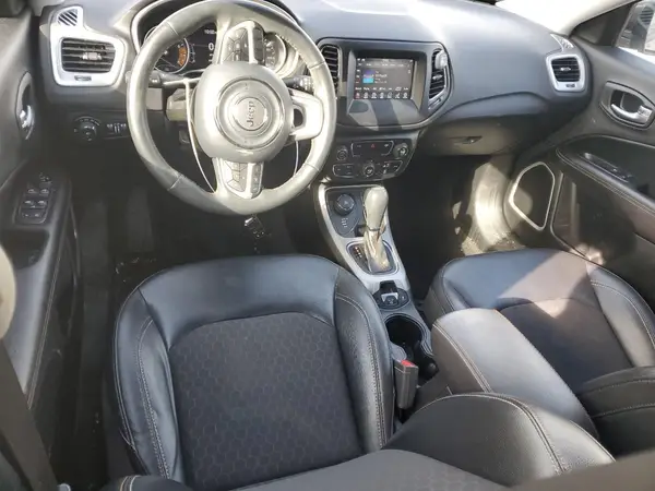 3C4NJDBB3JT453722 2018 JEEP COMPASS - Image 8