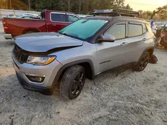 3C4NJDBB3JT479009 2018 JEEP COMPASS