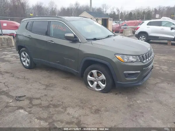 3C4NJDBB3JT480371 2018 JEEP COMPASS - Image 1