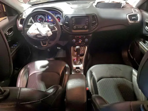 3C4NJDBB3JT482248 2018 JEEP COMPASS - Image 8