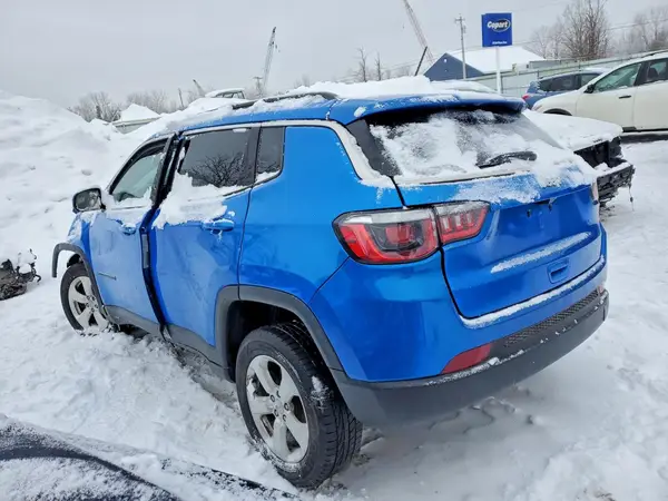 3C4NJDBB3JT483044 2018 JEEP COMPASS - Image 2