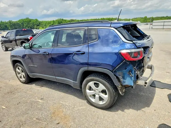 3C4NJDBB3JT484792 2018 JEEP COMPASS - Image 2