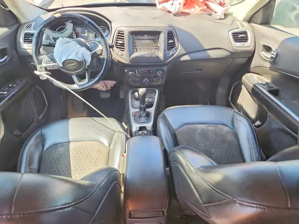 3C4NJDBB3KT595117 2019 JEEP COMPASS - Image 8