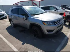 3C4NJDBB3KT596784 2019 JEEP COMPASS