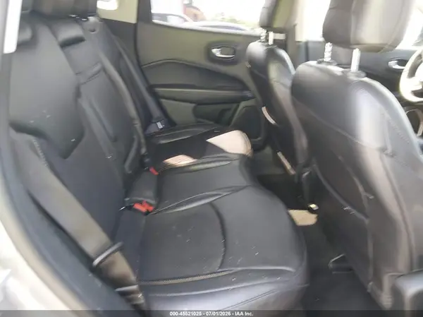 3C4NJDBB3KT596784 2019 JEEP COMPASS - Image 8