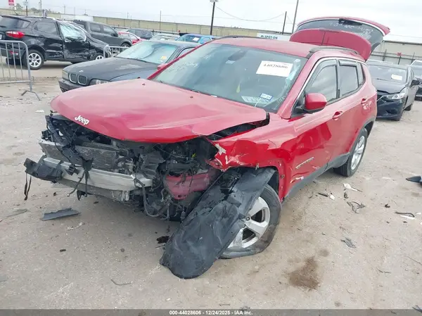 3C4NJDBB3KT597014 2019 JEEP COMPASS - Image 2