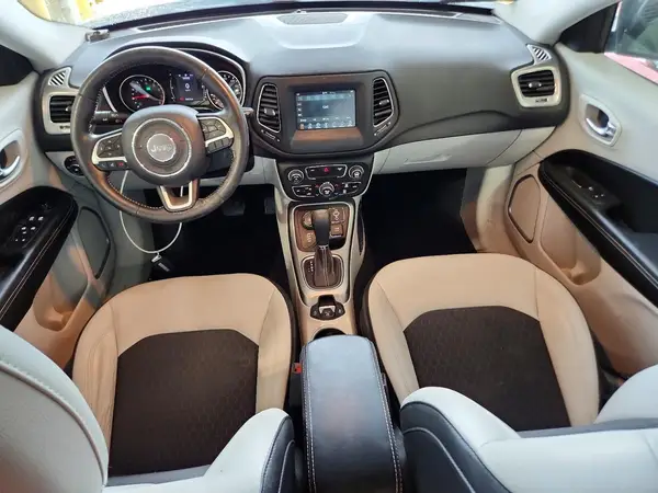 3C4NJDBB3KT599264 2019 JEEP COMPASS - Image 8