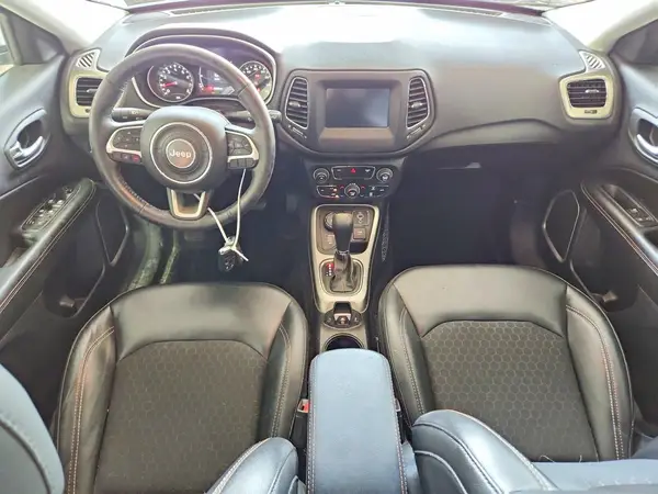 3C4NJDBB3KT628682 2019 JEEP COMPASS - Image 8