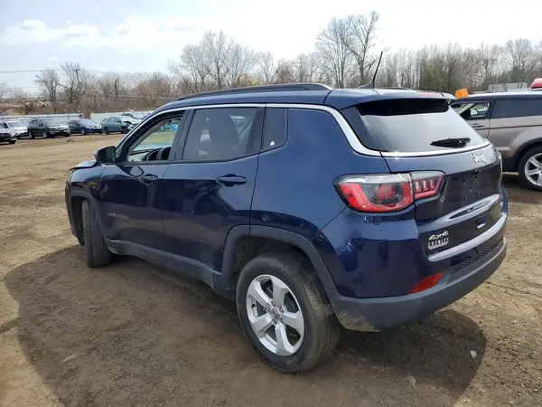 3C4NJDBB3KT629184 2019 JEEP COMPASS - Image 2