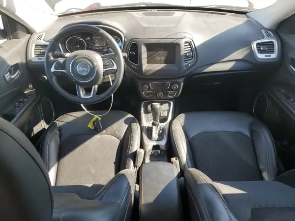 3C4NJDBB3KT648124 2019 JEEP COMPASS - Image 8