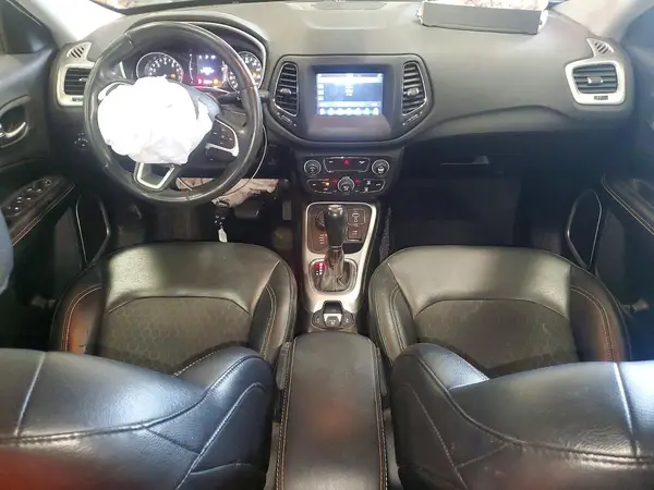3C4NJDBB3KT654019 2019 JEEP COMPASS - Image 8