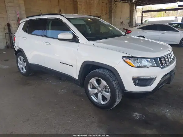 3C4NJDBB3KT654263 2019 JEEP COMPASS - Image 1