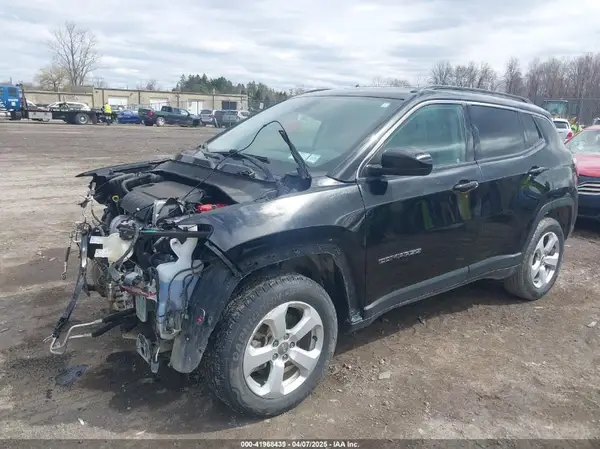 3C4NJDBB3KT654330 2019 JEEP COMPASS - Image 2