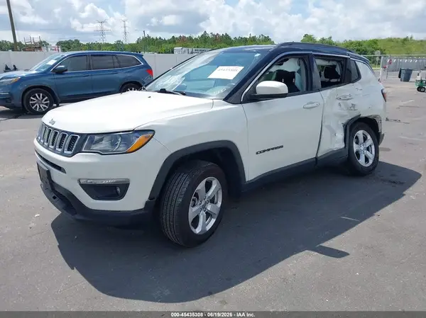 3C4NJDBB3KT662220 2019 JEEP COMPASS - Image 2