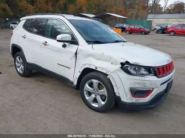 3C4NJDBB3KT678367 2019 JEEP COMPASS - Image 1