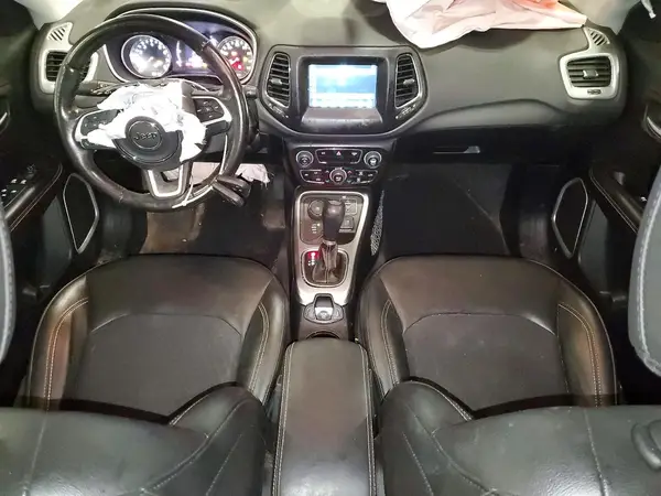 3C4NJDBB3KT690082 2019 JEEP COMPASS - Image 8