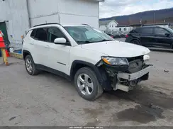 3C4NJDBB3KT703719 2019 JEEP COMPASS