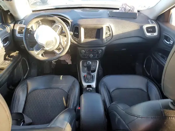 3C4NJDBB3KT734100 2019 JEEP COMPASS - Image 8