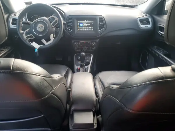 3C4NJDBB3KT735845 2019 JEEP COMPASS - Image 8