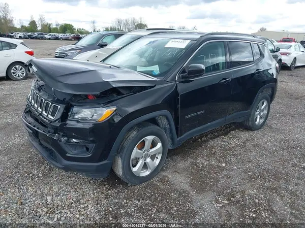 3C4NJDBB3KT742326 2019 JEEP COMPASS - Image 2