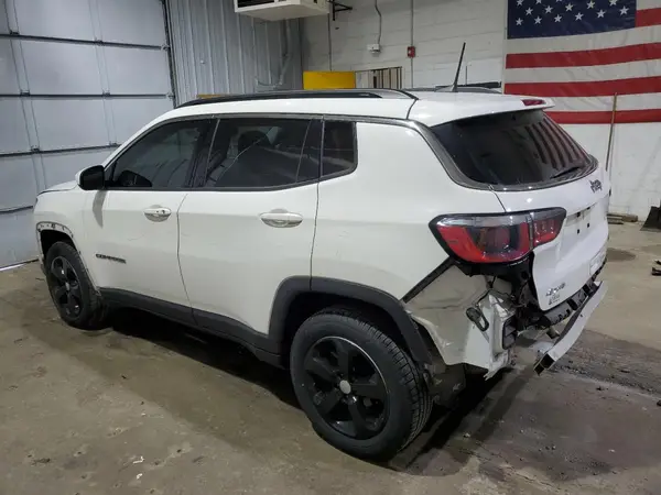 3C4NJDBB3KT742424 2019 JEEP COMPASS - Image 2