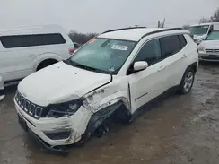 3C4NJDBB3KT766898 2019 JEEP COMPASS