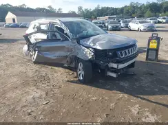 3C4NJDBB3KT767789 2019 JEEP COMPASS