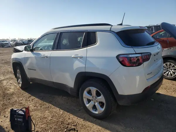3C4NJDBB3KT786519 2019 JEEP COMPASS - Image 2