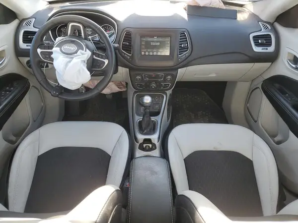 3C4NJDBB3KT786519 2019 JEEP COMPASS - Image 8