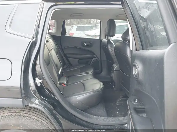 3C4NJDBB3KT786875 2019 JEEP COMPASS - Image 8