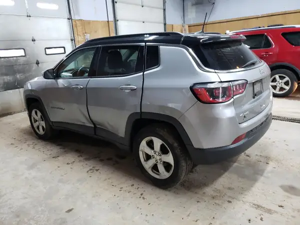 3C4NJDBB3KT806655 2019 JEEP COMPASS - Image 2