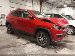 3C4NJDBB3KT812715 2019 JEEP COMPASS