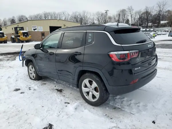 3C4NJDBB3KT827909 2019 JEEP COMPASS - Image 2