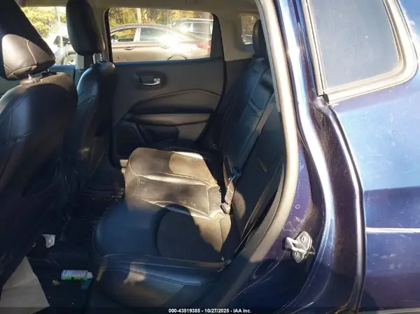 3C4NJDBB3KT834178 2019 JEEP COMPASS - Image 8