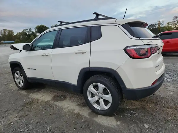 3C4NJDBB3KT837291 2019 JEEP COMPASS - Image 2