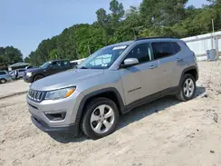 3C4NJDBB3KT847058 2019 JEEP COMPASS