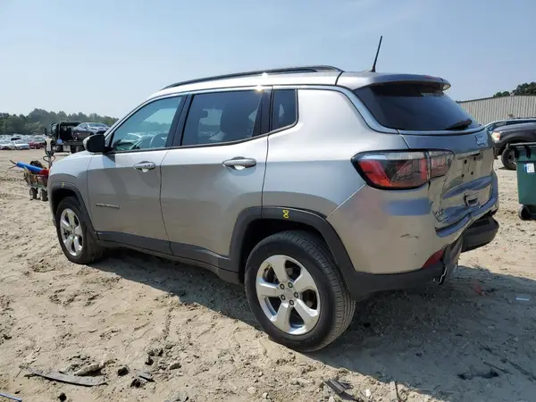 3C4NJDBB3KT847058 2019 JEEP COMPASS - Image 2
