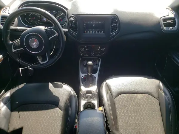 3C4NJDBB3KT847299 2019 JEEP COMPASS - Image 8