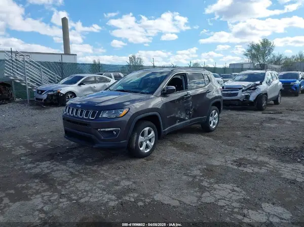 3C4NJDBB3KT849487 2019 JEEP COMPASS - Image 2