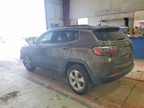 3C4NJDBB3LT124229 2020 JEEP COMPASS - Image 2