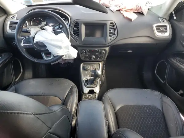 3C4NJDBB3LT149258 2020 JEEP COMPASS - Image 8
