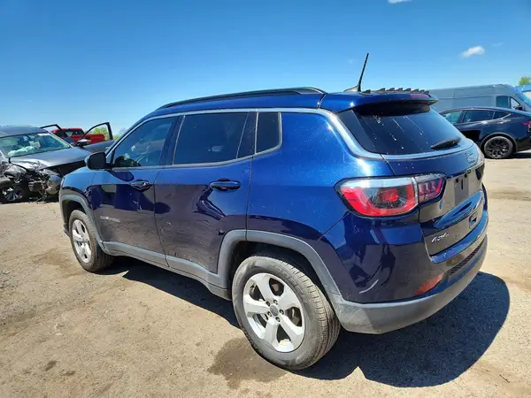 3C4NJDBB3LT209670 2020 JEEP COMPASS - Image 2