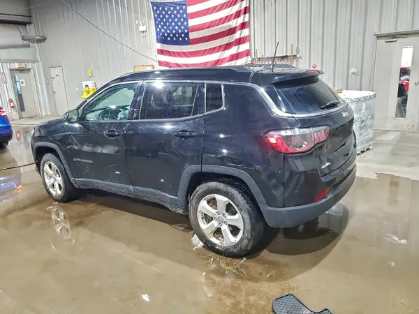 3C4NJDBB3MT507363 2021 JEEP COMPASS - Image 2