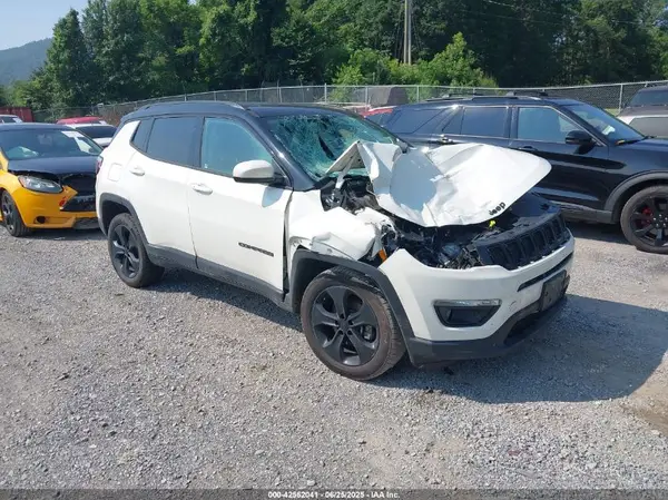 3C4NJDBB3MT509680 2021 JEEP COMPASS - Image 1