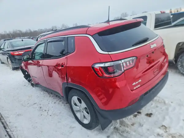 3C4NJDBB3MT514894 2021 JEEP COMPASS - Image 2