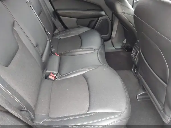 3C4NJDBB3MT547846 2021 JEEP COMPASS - Image 8